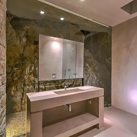 Two Br Luxury Peaceful Mylo With Living Close To Mylopotas Beach * Ios