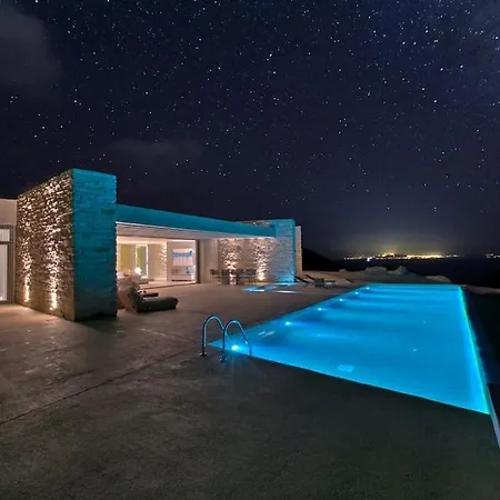Two Br Luxury Peaceful Mylo With Living Close To Mylopotas Beach