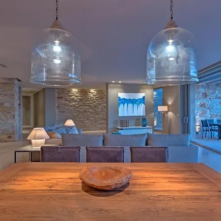 Two Br Luxury Peaceful Mylo With Living Close To Mylopotas Beach * Ios